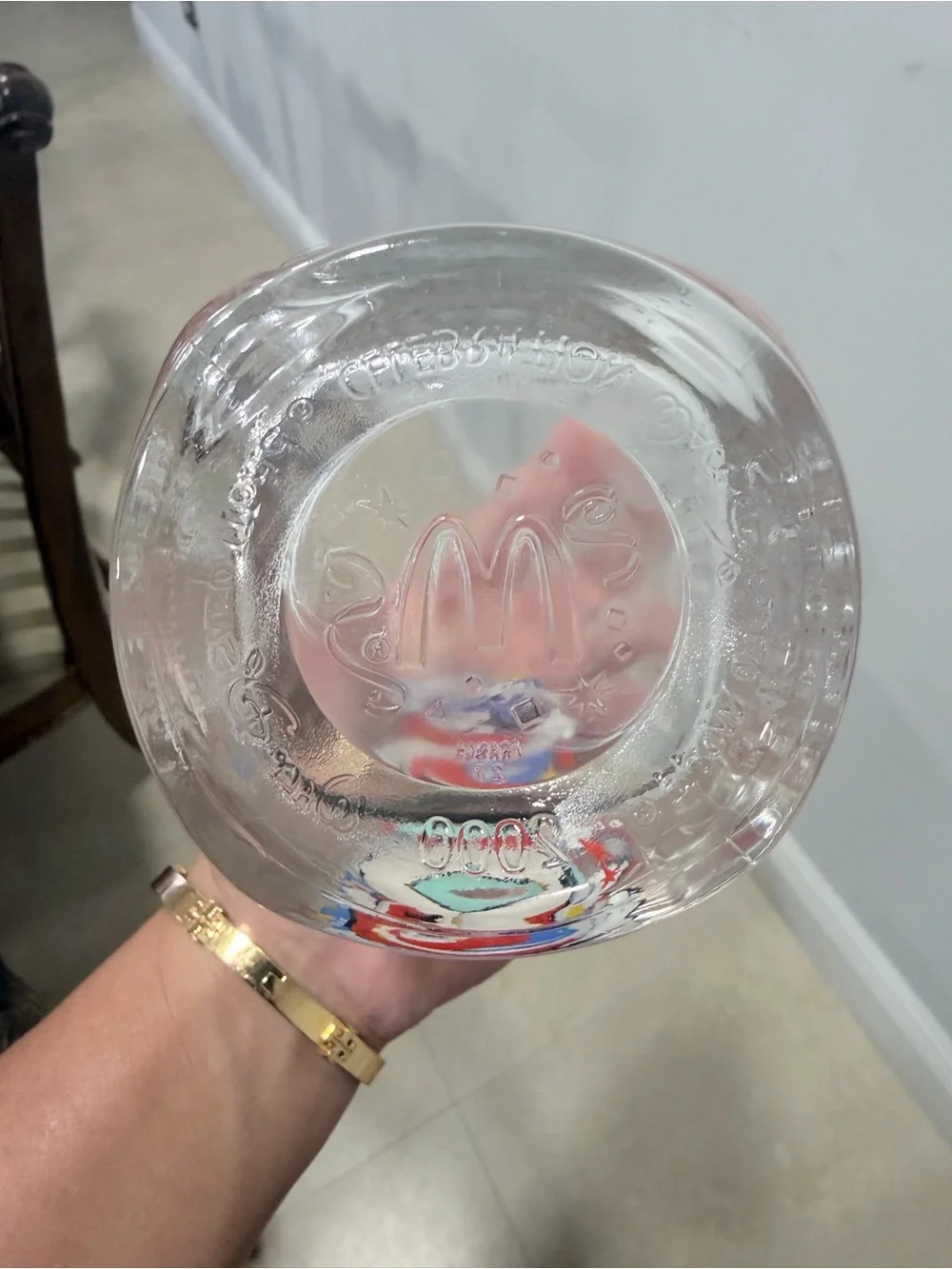 Disney set clear